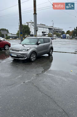 Внедорожник / Кроссовер Kia Soul 2015 в Днепре