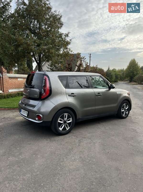 Внедорожник / Кроссовер Kia Soul 2014 в Ахтырке