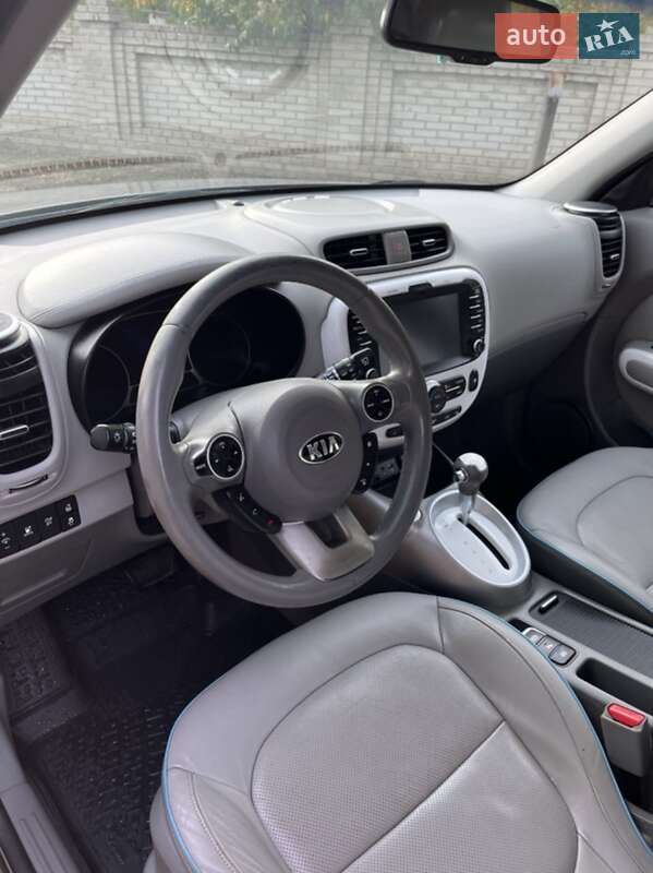 Внедорожник / Кроссовер Kia Soul 2014 в Ахтырке