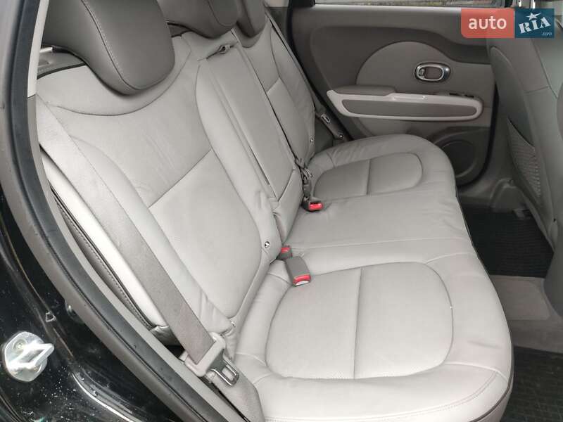 Позашляховик / Кросовер Kia Soul 2017 в Львові