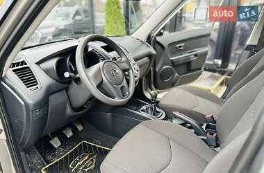 Внедорожник / Кроссовер Kia Soul 2011 в 