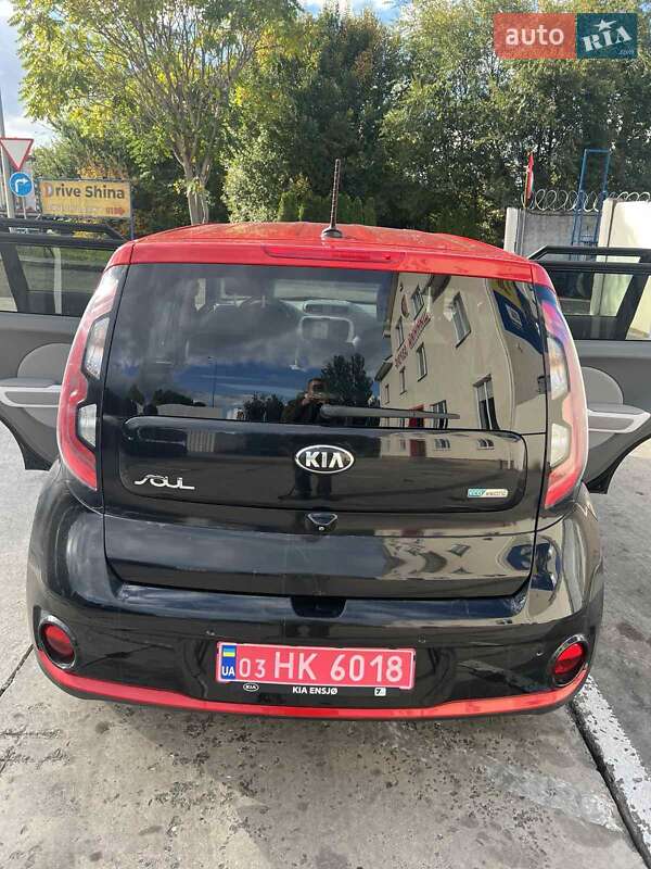 Внедорожник / Кроссовер Kia Soul 2016 в Одессе