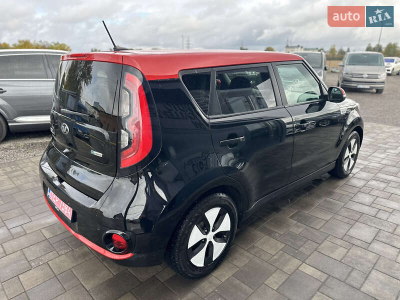 Внедорожник / Кроссовер Kia Soul 2015 в Ровно