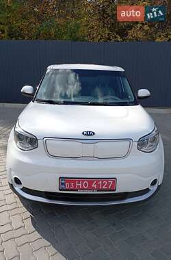 Внедорожник / Кроссовер Kia Soul 2015 в Николаеве