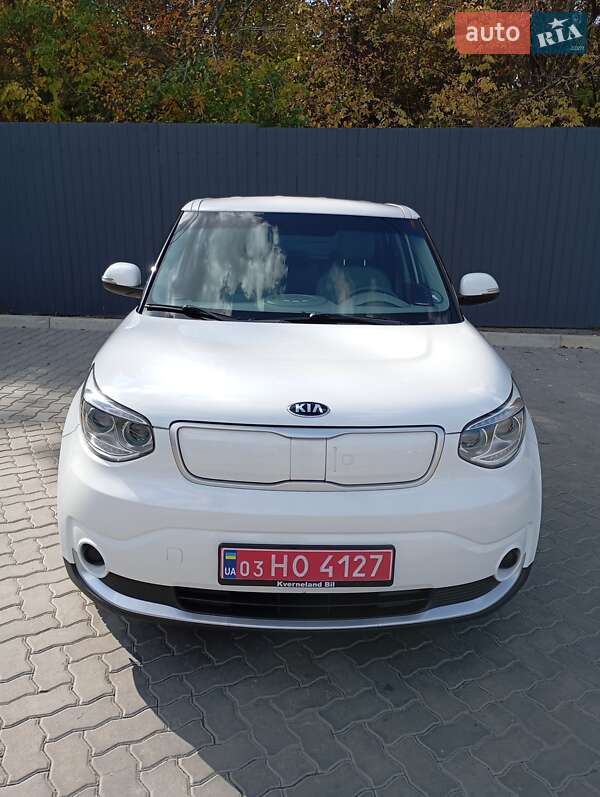 Внедорожник / Кроссовер Kia Soul 2015 в 
