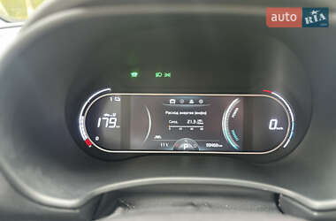 Позашляховик / Кросовер Kia Soul 2020 в  фото 24 Позашляховик / Кросовер Kia Soul 2020 в