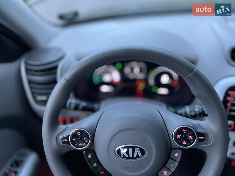 Позашляховик / Кросовер Kia Soul 2017 в Вінниці