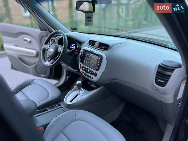 Позашляховик / Кросовер Kia Soul 2017 в Вінниці