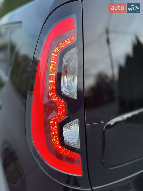 Позашляховик / Кросовер Kia Soul 2017 в Вінниці