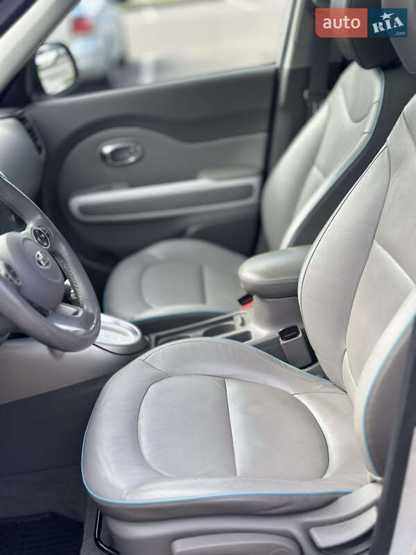 Внедорожник / Кроссовер Kia Soul 2017 в Ровно фото 18 Внедорожник / Кроссовер Kia Soul 2017 в Ровно