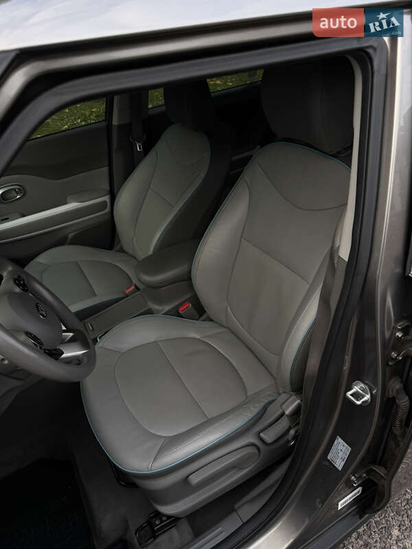 Позашляховик / Кросовер Kia Soul 2019 в Луцьку фото 12 Позашляховик / Кросовер Kia Soul 2019 в Луцьку