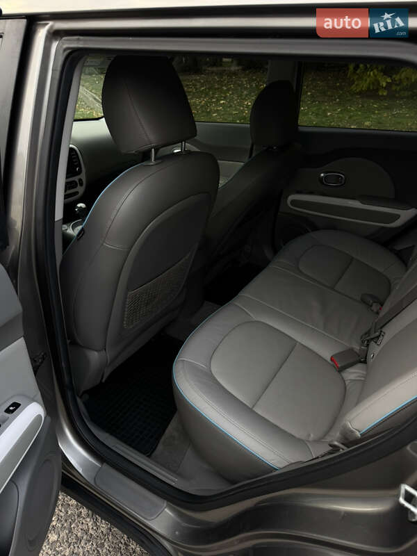 Позашляховик / Кросовер Kia Soul 2019 в Луцьку фото 15 Позашляховик / Кросовер Kia Soul 2019 в Луцьку