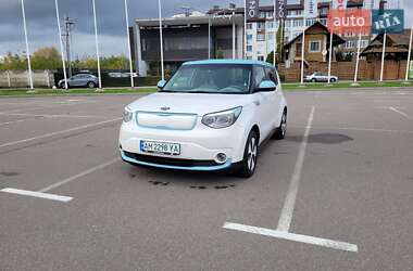 Внедорожник / Кроссовер Kia Soul 2015 в Киеве