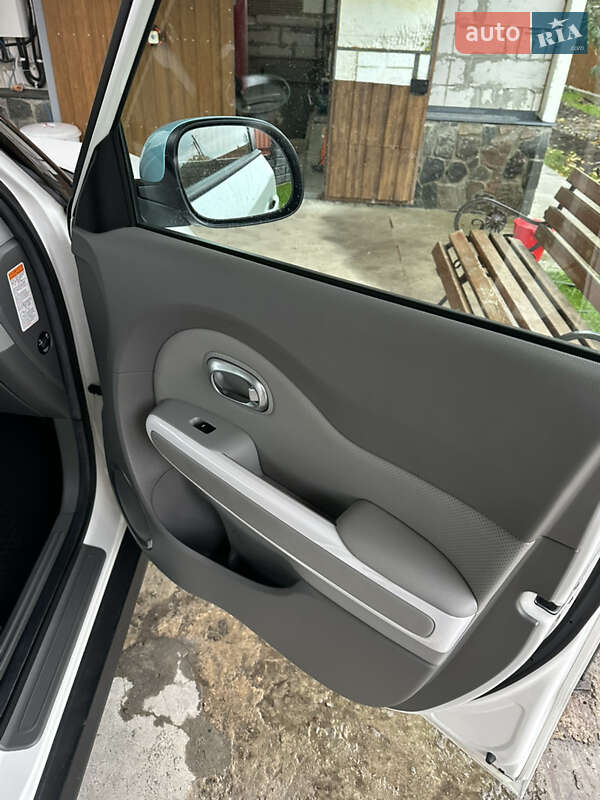 Внедорожник / Кроссовер Kia Soul 2015 в Звягеле