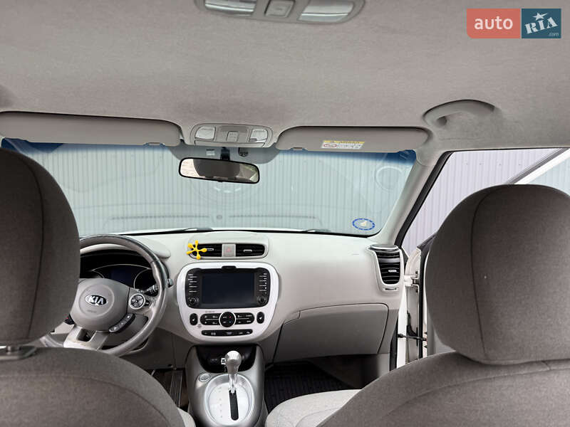 Внедорожник / Кроссовер Kia Soul 2015 в Ровно