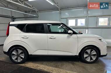 Внедорожник / Кроссовер Kia Soul 2020 в 