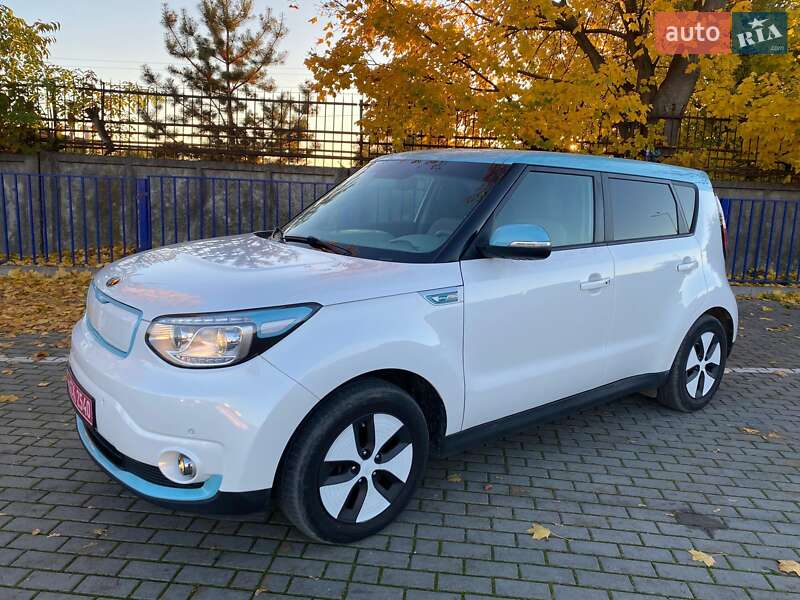 Внедорожник / Кроссовер Kia Soul 2015 в Тернополе