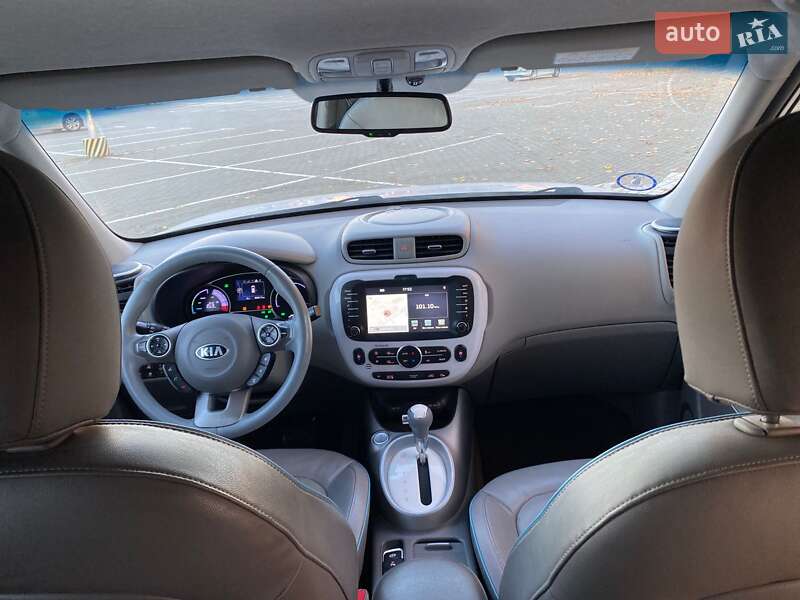 Внедорожник / Кроссовер Kia Soul 2015 в Тернополе