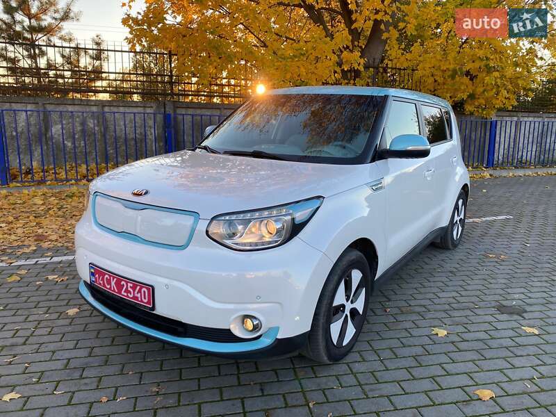 Внедорожник / Кроссовер Kia Soul 2015 в Тернополе