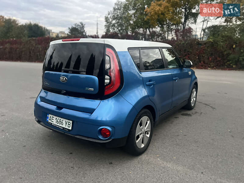 Внедорожник / Кроссовер Kia Soul 2015 в Днепре фото 10 Внедорожник / Кроссовер Kia Soul 2015 в Днепре
