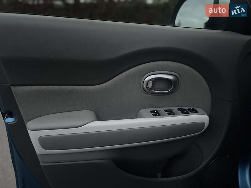 Внедорожник / Кроссовер Kia Soul 2015 в Днепре фото 23 Внедорожник / Кроссовер Kia Soul 2015 в Днепре