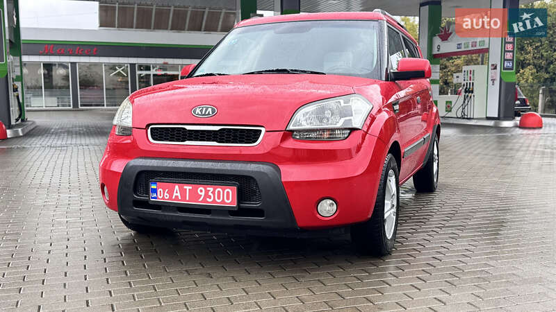 Позашляховик / Кросовер Kia Soul 2009 в Житомирі фото Позашляховик / Кросовер Kia Soul 2009 в Житомирі