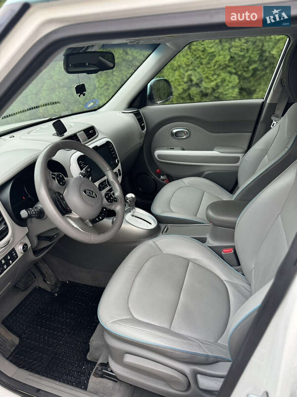 Внедорожник / Кроссовер Kia Soul 2016 в Ровно фото 20 Внедорожник / Кроссовер Kia Soul 2016 в Ровно