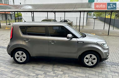 Внедорожник / Кроссовер Kia Soul 2017 в 