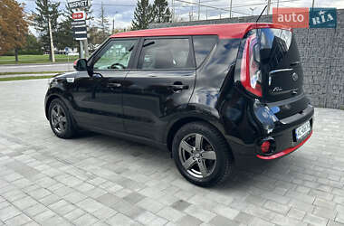 Внедорожник / Кроссовер Kia Soul 2018 в 