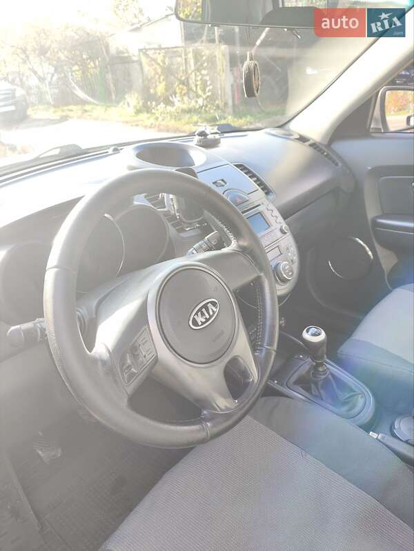 Позашляховик / Кросовер Kia Soul 2011 в Києві фото 5 Позашляховик / Кросовер Kia Soul 2011 в Києві