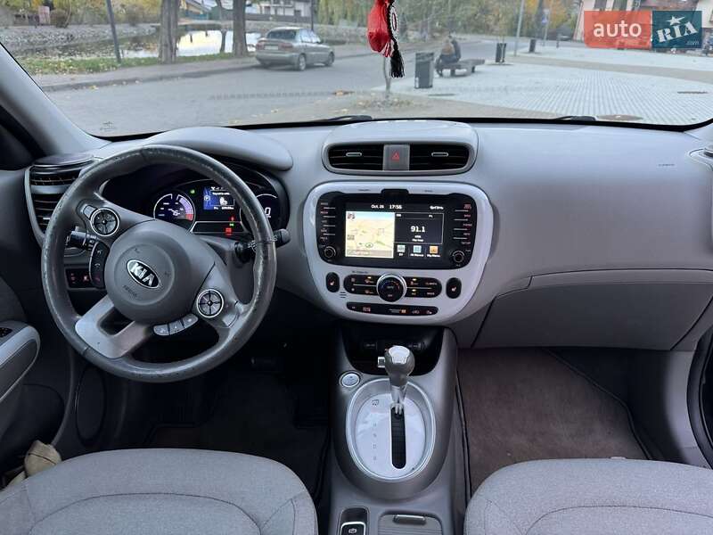 Внедорожник / Кроссовер Kia Soul 2017 в Винниках фото 4 Внедорожник / Кроссовер Kia Soul 2017 в Винниках