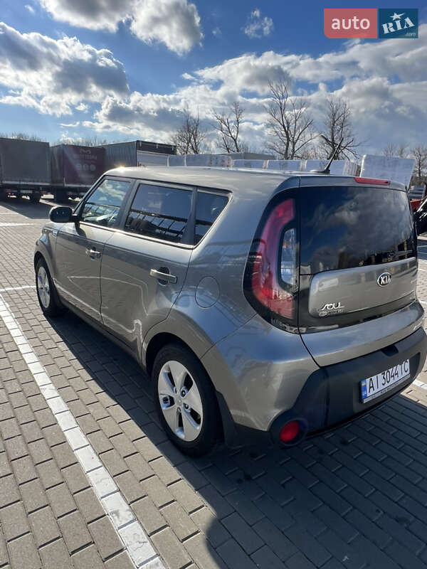 Позашляховик / Кросовер Kia Soul 2016 в Борисполі