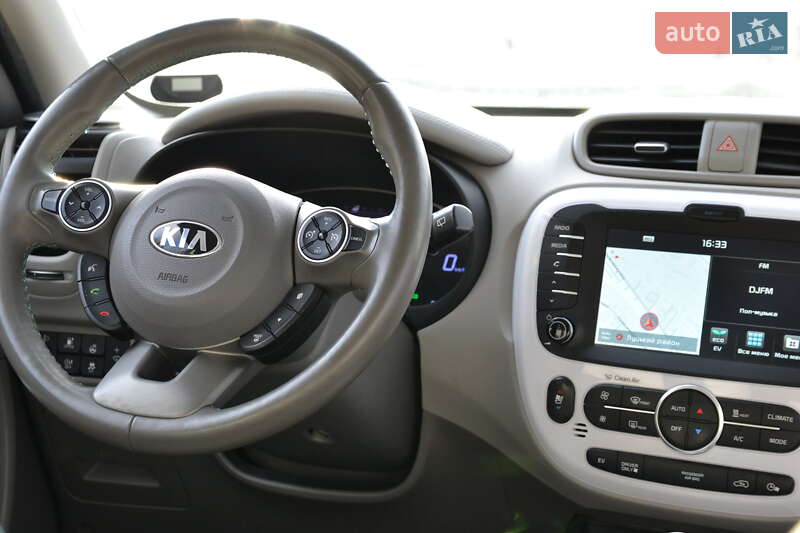 Внедорожник / Кроссовер Kia Soul 2015 в Луцке фото 25 Внедорожник / Кроссовер Kia Soul 2015 в Луцке