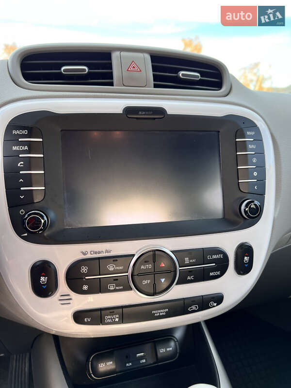 Внедорожник / Кроссовер Kia Soul 2016 в Владимире фото 33 Внедорожник / Кроссовер Kia Soul 2016 в Владимире