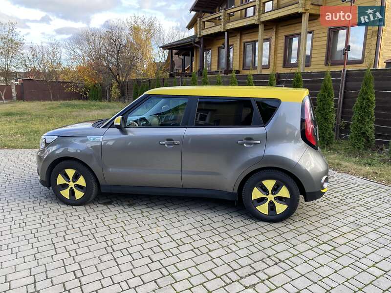 Внедорожник / Кроссовер Kia Soul 2015 в Киеве фото 8 Внедорожник / Кроссовер Kia Soul 2015 в Киеве