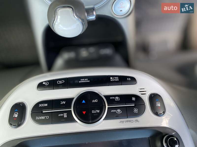 Внедорожник / Кроссовер Kia Soul 2015 в Киеве фото 13 Внедорожник / Кроссовер Kia Soul 2015 в Киеве