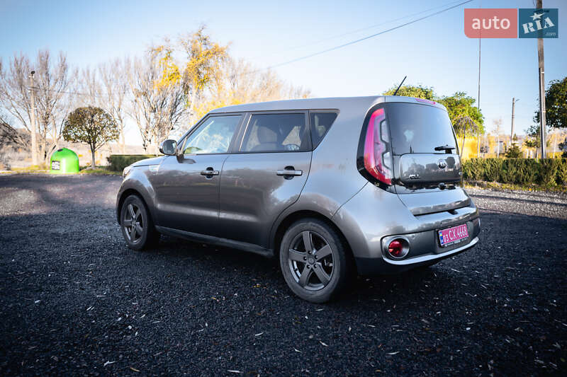 Внедорожник / Кроссовер Kia Soul 2017 в Умани фото 12 Внедорожник / Кроссовер Kia Soul 2017 в Умани