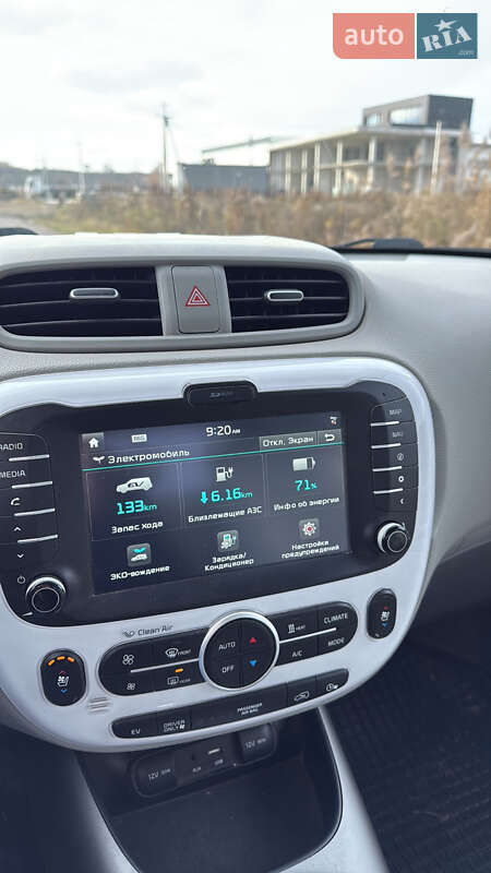 Внедорожник / Кроссовер Kia Soul 2014 в Львове