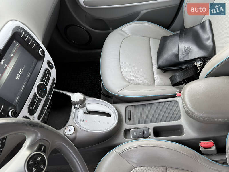 Внедорожник / Кроссовер Kia Soul 2014 в Львове