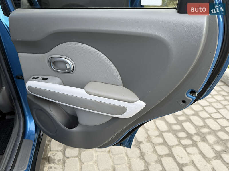 Внедорожник / Кроссовер Kia Soul 2014 в Львове