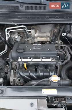 Внедорожник / Кроссовер Kia Soul 2011 в Голованевске