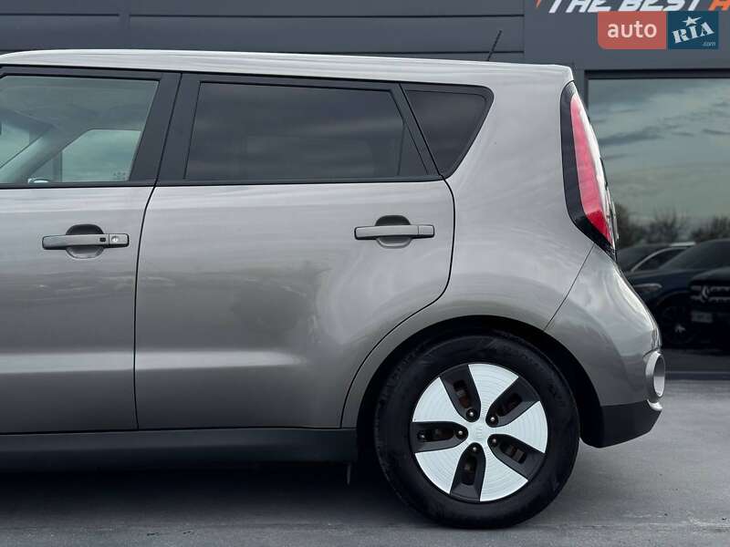 Внедорожник / Кроссовер Kia Soul 2015 в Ровно фото 4 Внедорожник / Кроссовер Kia Soul 2015 в Ровно