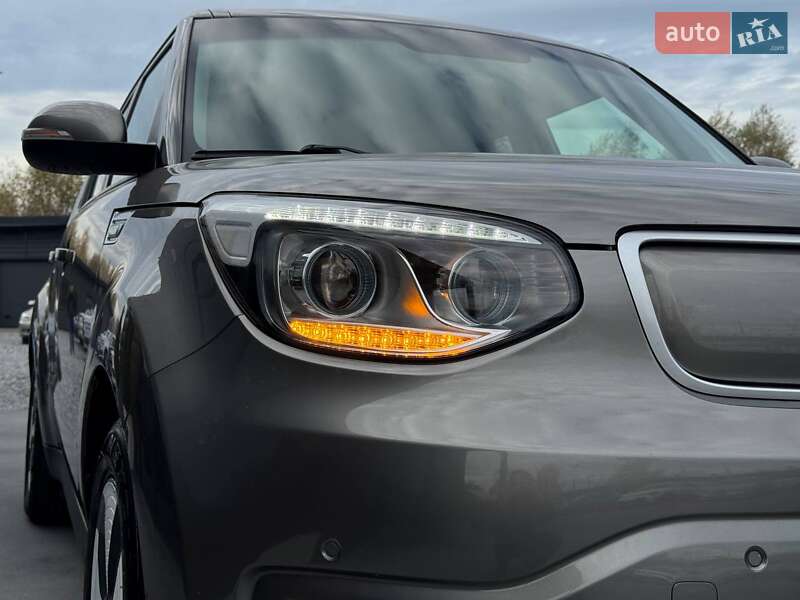 Внедорожник / Кроссовер Kia Soul 2015 в Ровно фото 12 Внедорожник / Кроссовер Kia Soul 2015 в Ровно