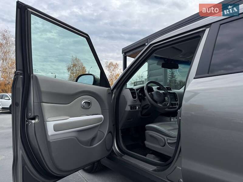 Внедорожник / Кроссовер Kia Soul 2015 в Ровно фото 24 Внедорожник / Кроссовер Kia Soul 2015 в Ровно