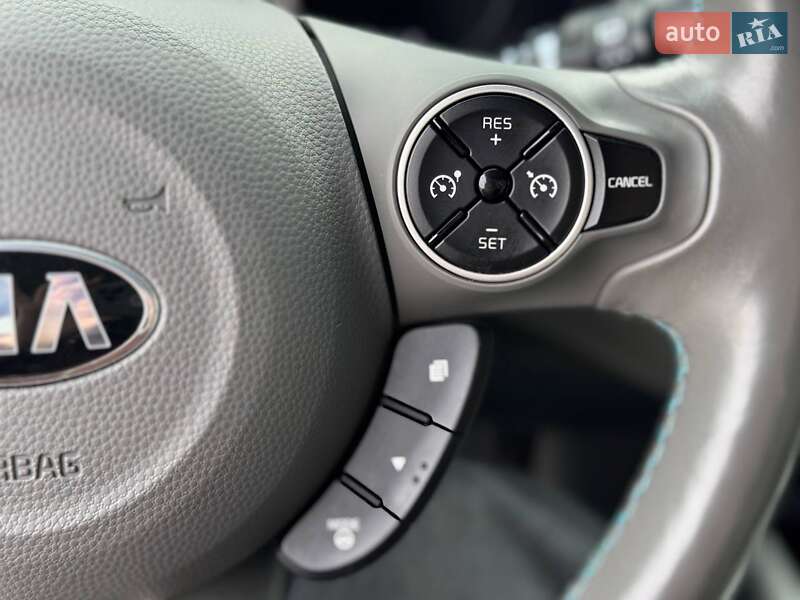 Внедорожник / Кроссовер Kia Soul 2015 в Ровно фото 33 Внедорожник / Кроссовер Kia Soul 2015 в Ровно