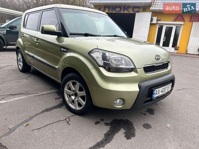 Внедорожник / Кроссовер Kia Soul 2011 в Хмельницком