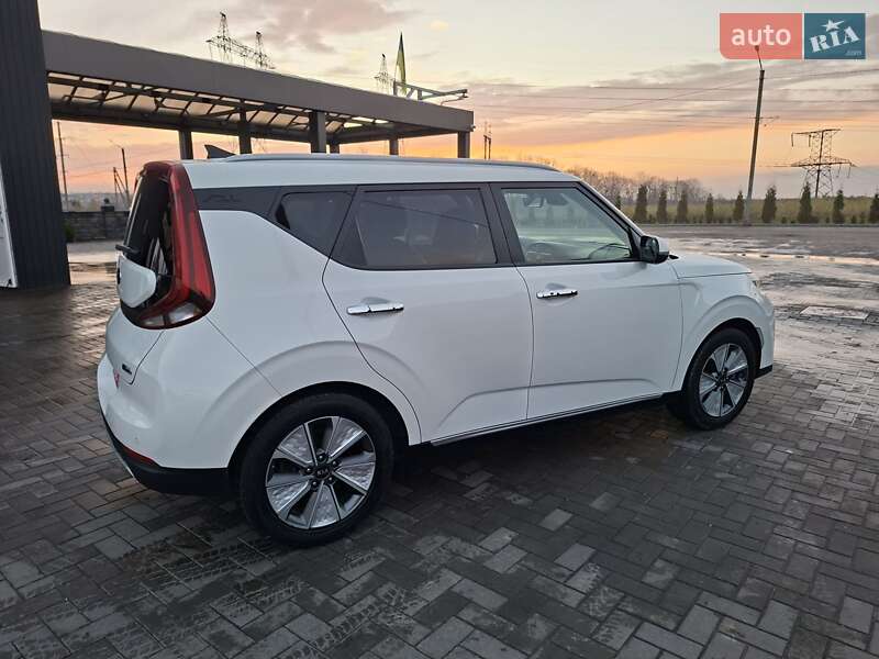 Внедорожник / Кроссовер Kia Soul 2020 в Ровно