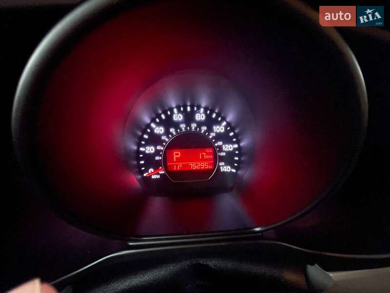 Внедорожник / Кроссовер Kia Soul 2015 в Киеве фото 11 Внедорожник / Кроссовер Kia Soul 2015 в Киеве