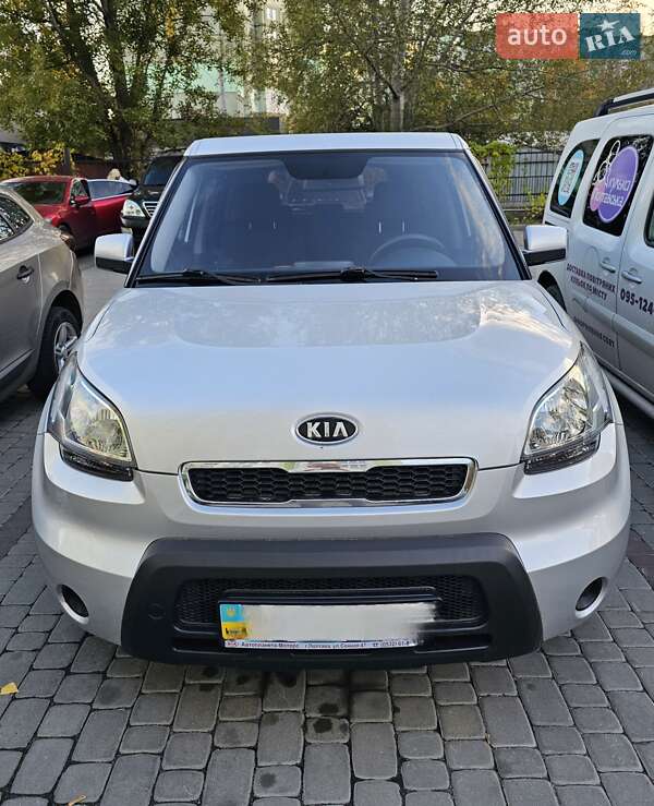 Позашляховик / Кросовер Kia Soul 2011 в Полтаві фото Позашляховик / Кросовер Kia Soul 2011 в Полтаві