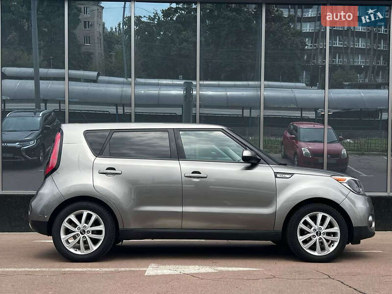 Внедорожник / Кроссовер Kia Soul 2018 в Киеве